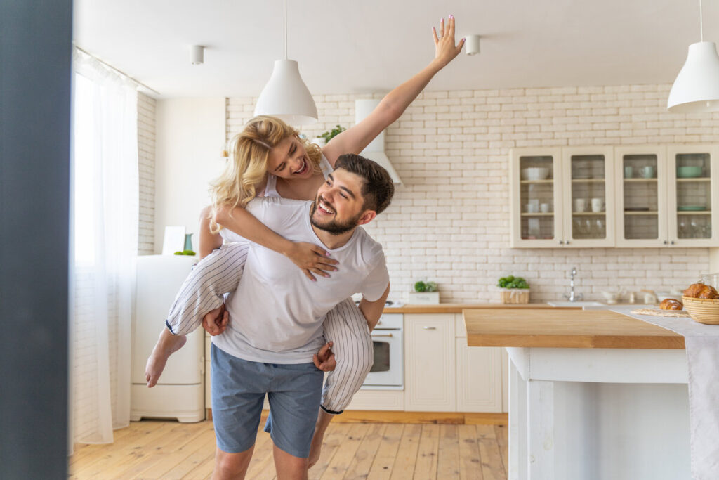 Living in Myrtle Grove Southeast: A Friendly, Laid-Back Community with Coastal Charm